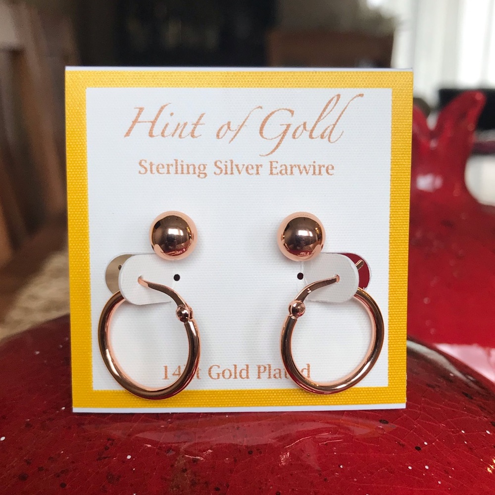 2 pairs of 14kt gold plated earrings